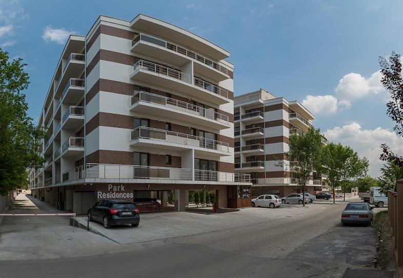 Park Residence 5, 2 Bedroom Apartment Bucureşti Eksteriør bilde